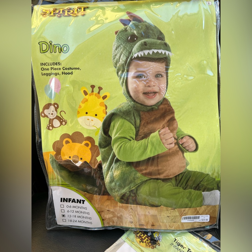 Baby Dino Halloween costume 12-18months